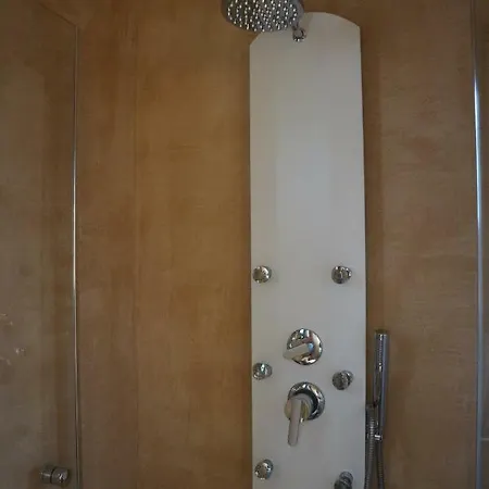 Luxurious Angelina Apartment